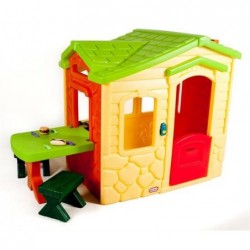 CASA CON PATIO